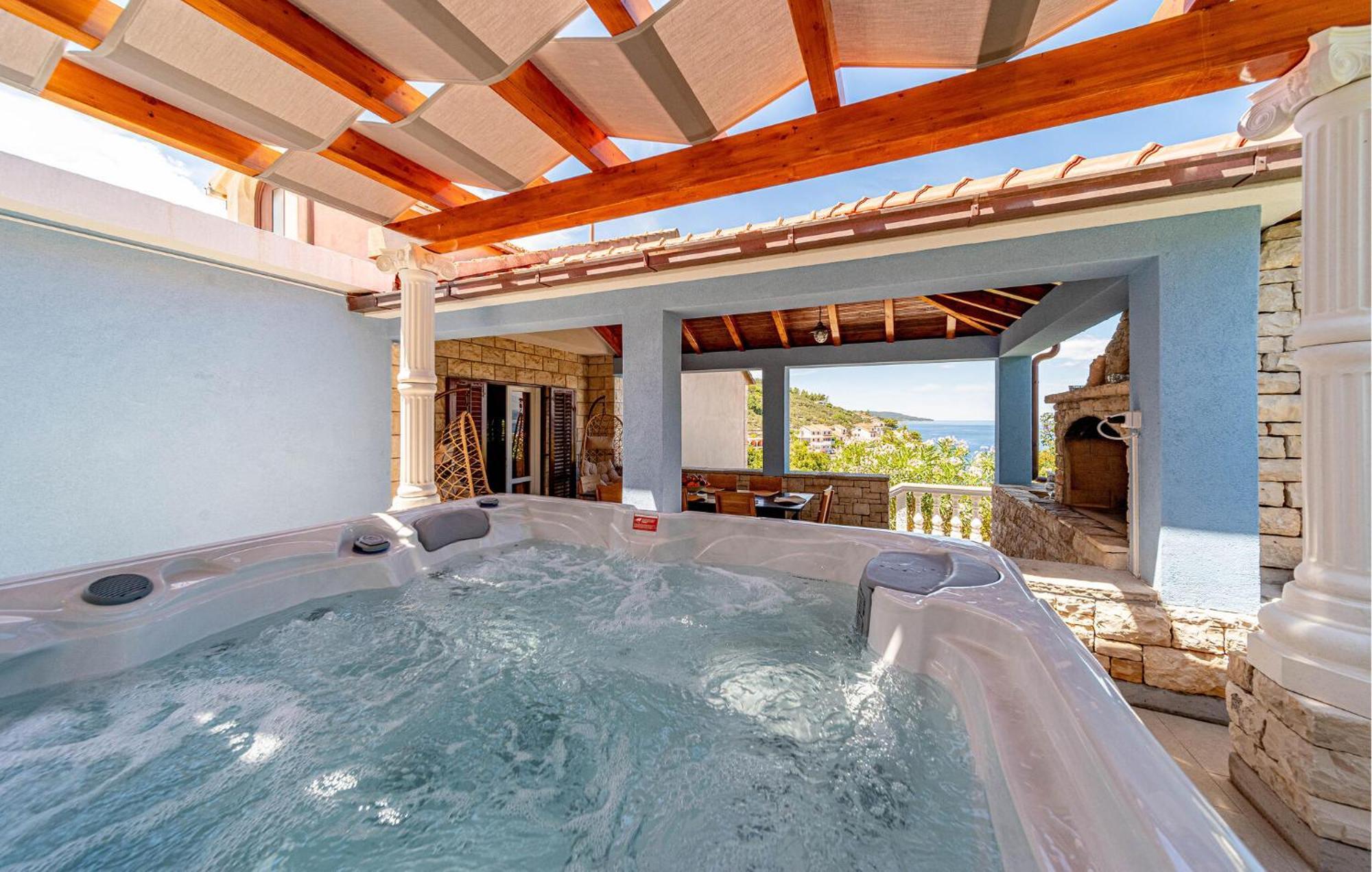 Beautiful Home In Prigradica With Jacuzzi Exterior foto