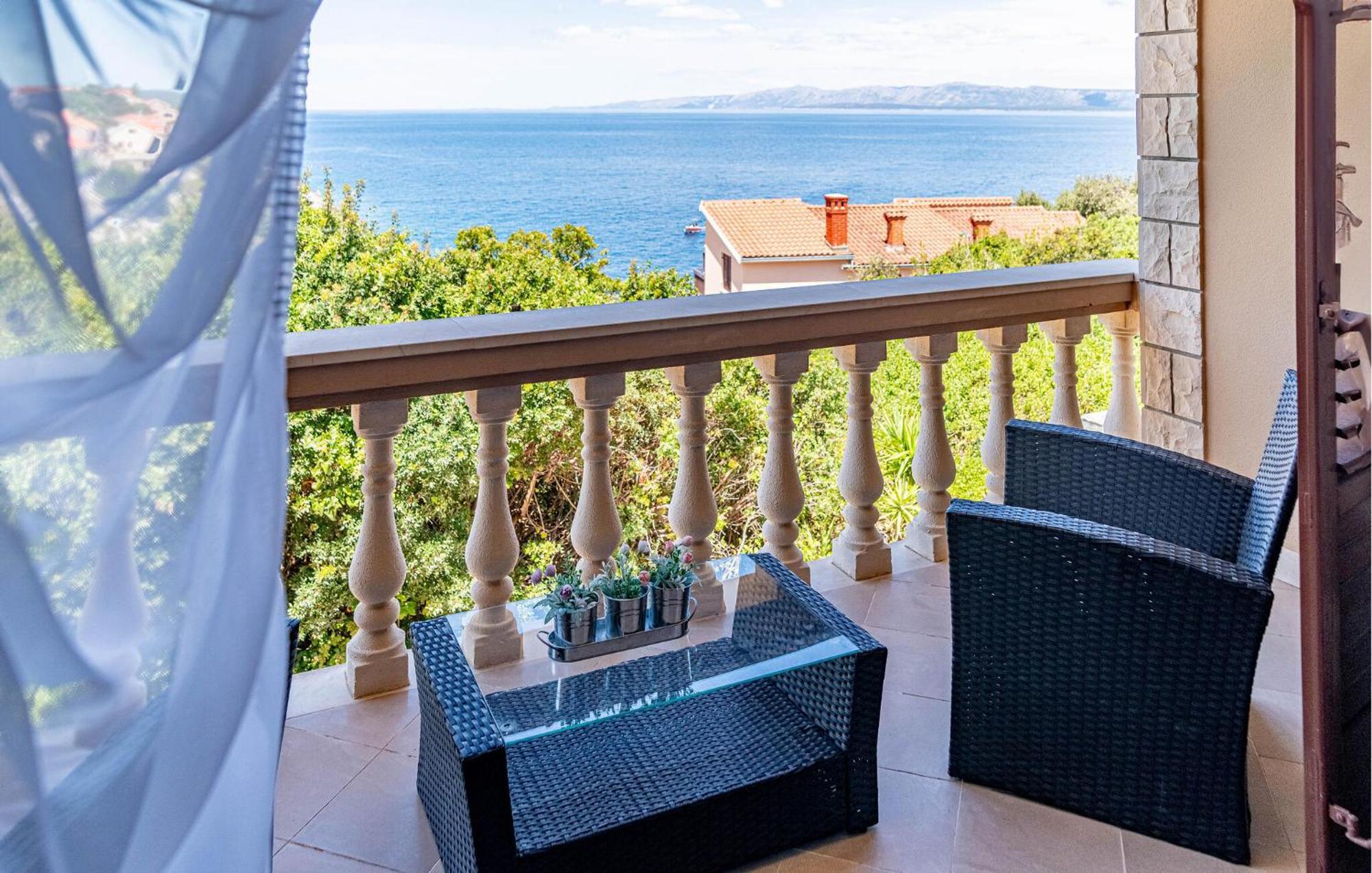 Beautiful Home In Prigradica With Jacuzzi Exterior foto
